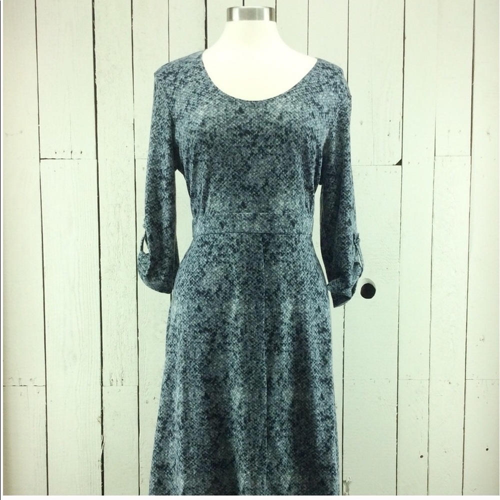 Milano brushed knit snake print dress Size L